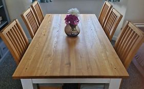 Entire 3 Bedroom House 5 Minutes From The Beach